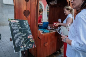 Vinski i gastro festival „Tajne neispričanih kapi“ 2025 - prvi dan