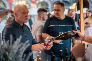 Vinski i gastro festival „Tajne neispričanih kapi“ 2025 - prvi dan
