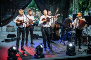 Vinski i gastro festival „Tajne neispričanih kapi“ 2025 - prvi dan