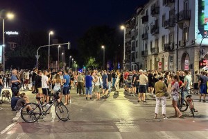 Blokada raskrsnice kod hotela Patria