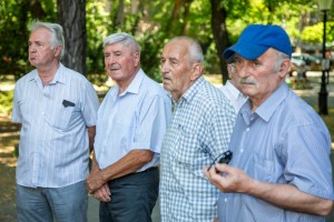 Obeležavanje Dana borca polaganjem vanaca na Spomenik "Njihovoj vernosti"