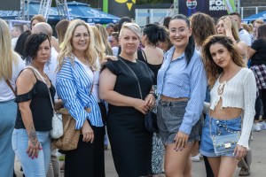 Koncert "Dance '90" - domaći i strani hitovi devedesetih