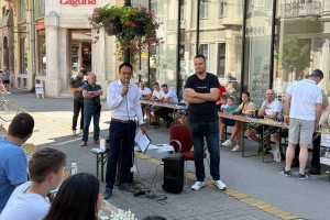 Šahovska simultanka sa velemajstorom Aleksandrom Inđićem