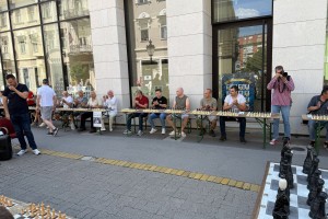 Šahovska simultanka sa velemajstorom Aleksandrom Inđićem