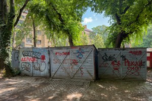 Uklanjanje nelegalnih garaža u Tokiju