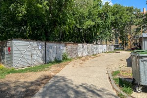 Uklanjanje nelegalnih garaža u Tokiju