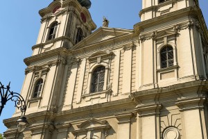 Oštećenja na Katedrali Svete Tereze Avilske