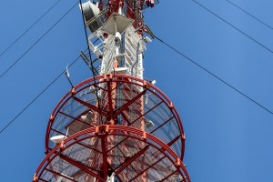 Emisioni toranj u Crvenom selu