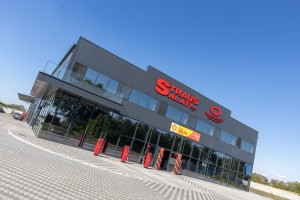 „Straus cars“ - autoservis i salon automobila