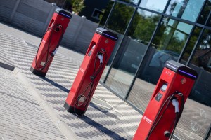 „Straus cars“ - autoservis i salon automobila