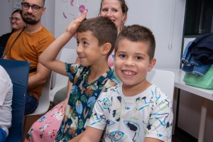 Dodela diploma povodom završetka osnovnog  kursa SuanPan mentalne aritmetike