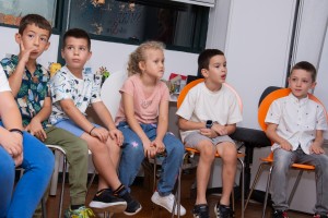 Dodela diploma povodom završetka osnovnog  kursa SuanPan mentalne aritmetike