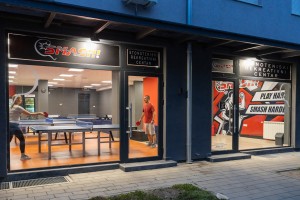 Stonoteniski rekreativni centar "Smash" (Dragiše Mišovića 30)