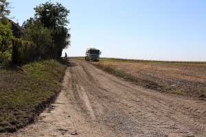 Izgradnja atarskog puta kod Donjeg Tavankuta