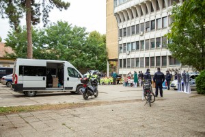 Prikaz tehničko-taktičke policijske opreme i službenih vozila deci predškoskih ustanova
