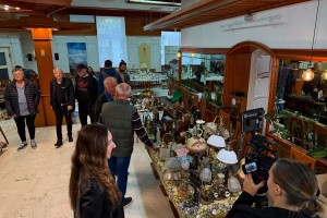 89. Susret kolekcionara i sajam antikviteta