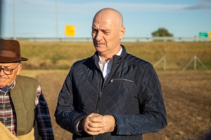 Tradicionalno sejanja stare sorte žita bankut na salašu porodice Babičković