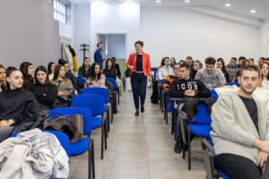 Predavanje na temu "Službena upotreba jezika i pisma"