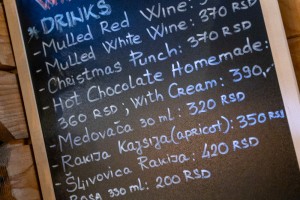 Božićni market ispred Malog trga