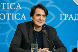 Najava premijere predstave „Boing-Boing” Drame na mađarskom jeziku