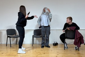 Javno izvođenje scena Inkluzivnog omladinskog Forum teatra