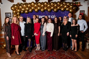 Novogodišnja proslava kompanije "Patent Co."