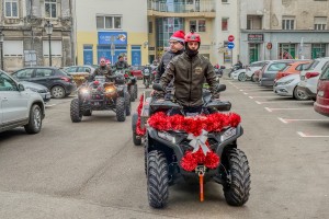 Bajkeri u poseti udruženju "Zvuci srca"