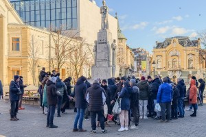 Potpisivanje studentske inicijative za raspisivanje vanrednih parlamentarnih izbora