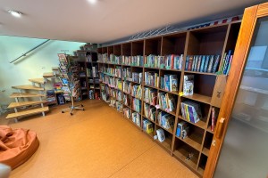 Biblioteka - odeljenje knjiga na stranim jezicima