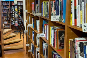 Biblioteka - odeljenje knjiga na stranim jezicima