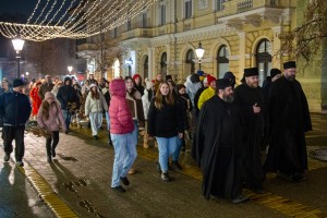 Obeležavanje Badnjeg dana - paljenje badnjaka na Trgu