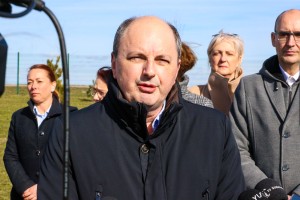 Sadnja vetrozaštitnog pojasa na površini Regionalne deponije