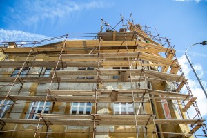 Rekonstrukcija krova na zgradi u Age Mamužića 13