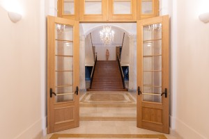 Predaja zgrade pozorišta na upotrebu