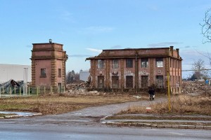 Raščišćavanje prostora nekadašnje fabrike bicikala "Partizan" na Segedinskom putu