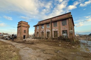 Raščišćavanje prostora nekadašnje fabrike bicikala "Partizan" na Segedinskom putu