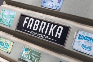 Svečano otvaranje proširenog dela Burger & pizza bara "Fabrika"