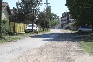 Radovi na proširenju i nanošenju novog sloja asfalta u delu Kireške ulice