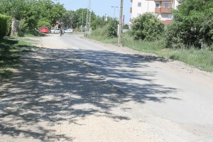 Radovi na proširenju i nanošenju novog sloja asfalta u delu Kireške ulice