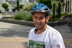 Doček Ivice Tasića nakon vožnje biciklom za humanitarni cilj