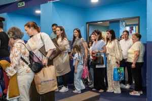 Predstava "Pogled u prošlost - skok u budućnost"