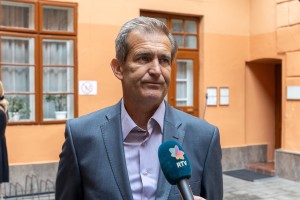Otkrivanje spomen-ploče Lazaru Malagurskom, začetniku odseka za tamburu pri Muzičkoj školi