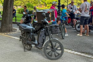 Protest vlasnika električnih bicikala povodom nejasnoća u primeni Pravilnika o kategorizaciji