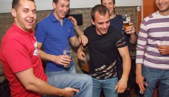 Extra žurka uz exyu bend