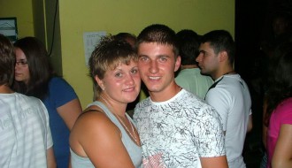 Svake nedelje živa svirka