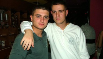 Muzika:Nebojša Vojvodić i Poco Loco Band