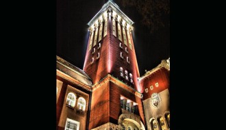 Gradska kuća kao novogodišnja jelka