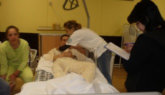 Takmičenje osnovaca i srednjoškolaca u pružanju prve pomoći