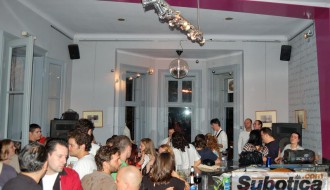 Jazz Unlimited Quartet, svirka uživo