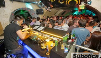 Electro Retro 2 - Bokee /Kinetic Vibe/ BG